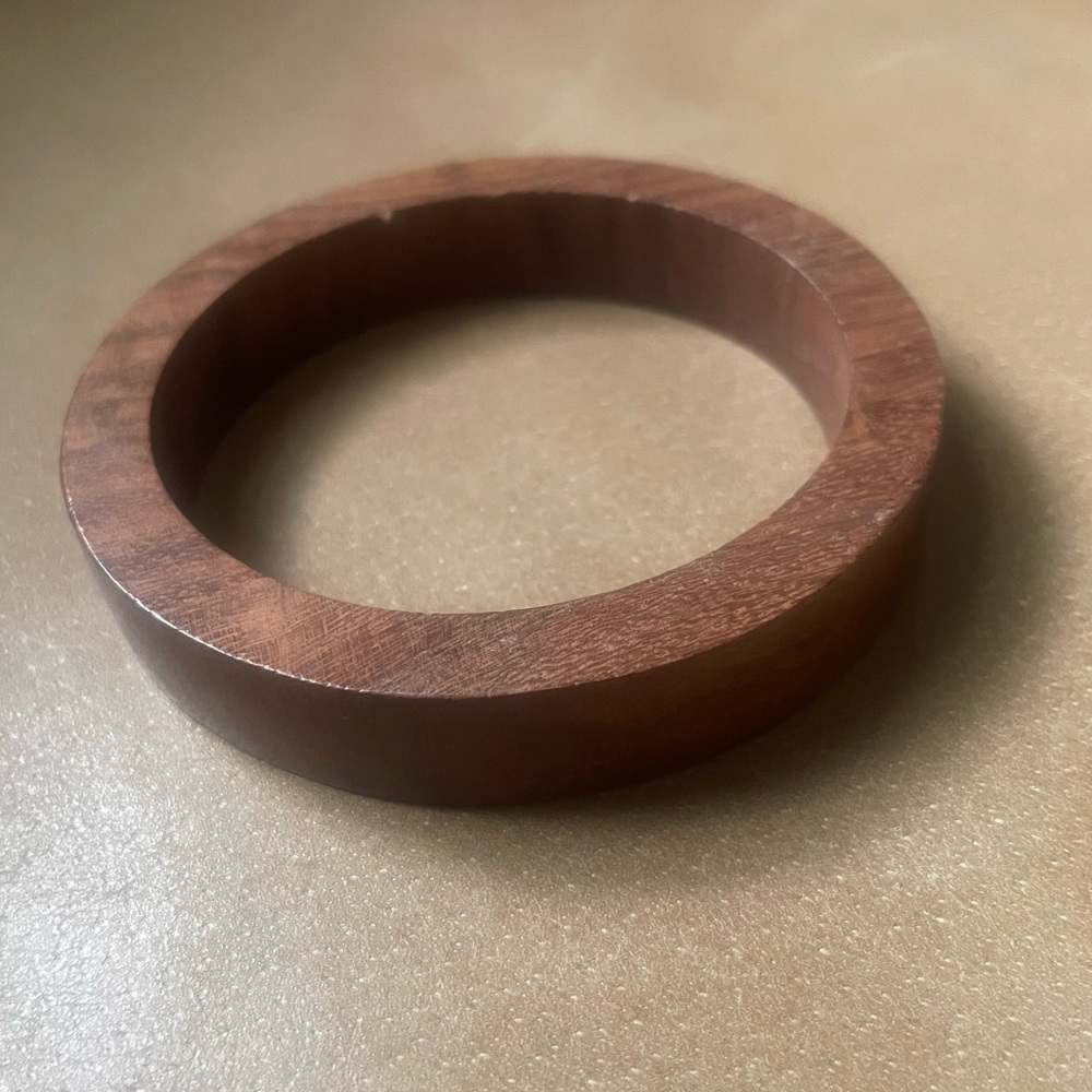 Vintage beautiful wood bangle bracelet